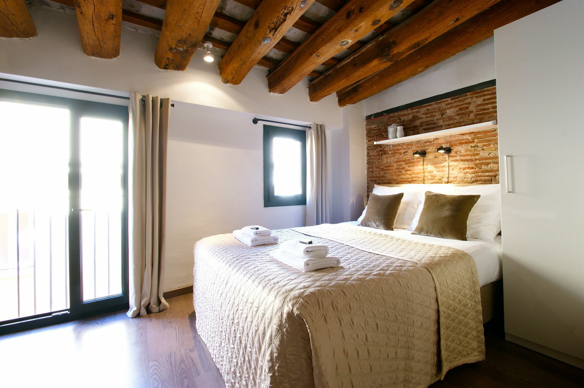 Borne Down Town Apartamento Barcelona